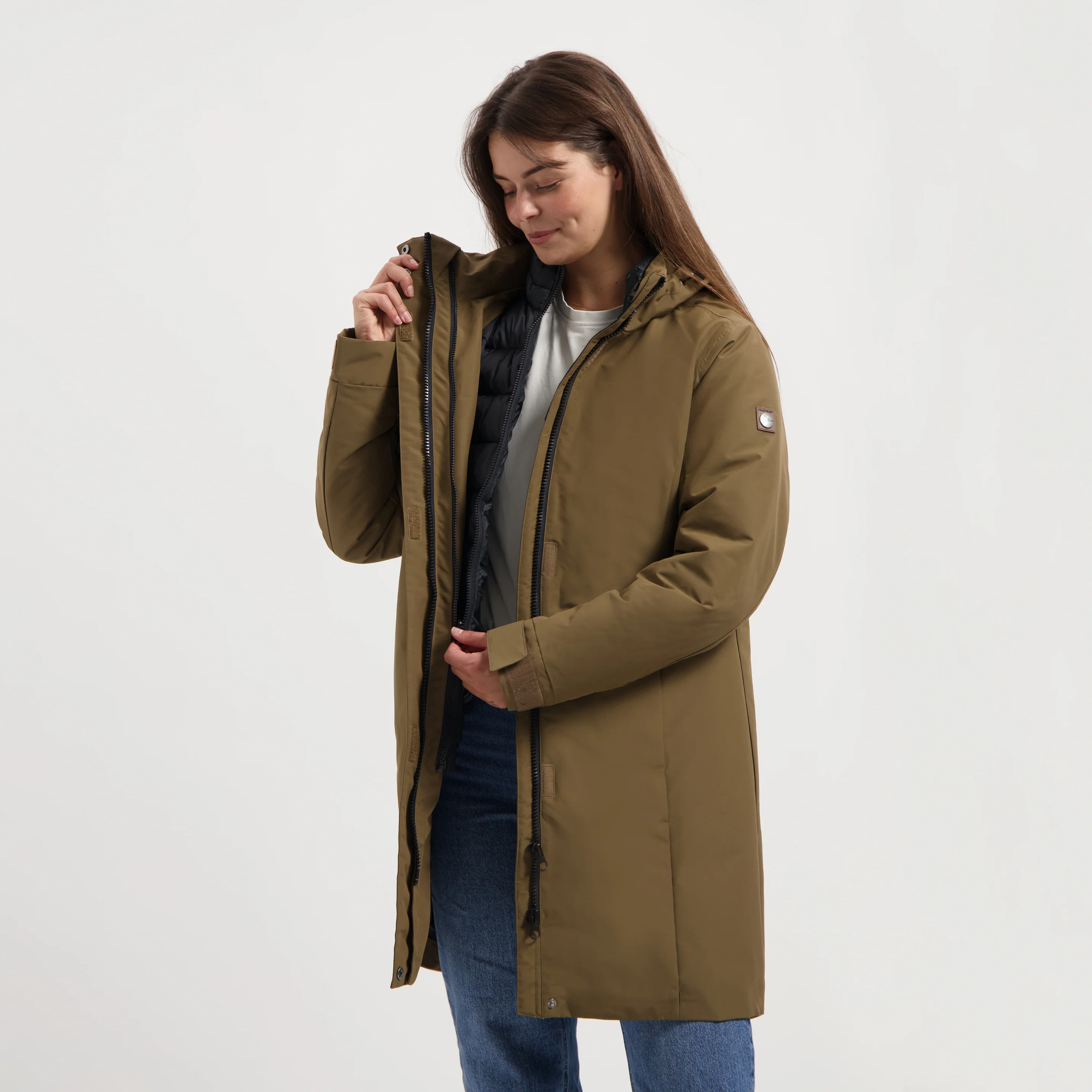 Ginser Brown - Image 4