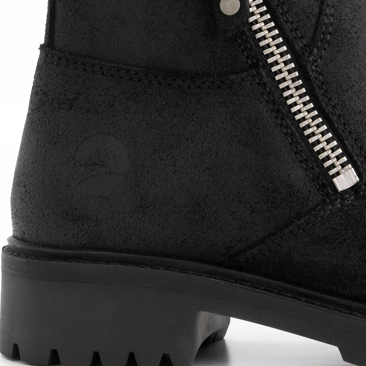 Venning Black - Image 6